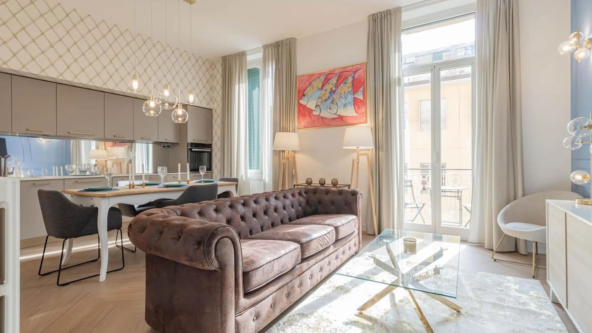H11 Lumiere D'Or Centro Apartment Sanremo Italy