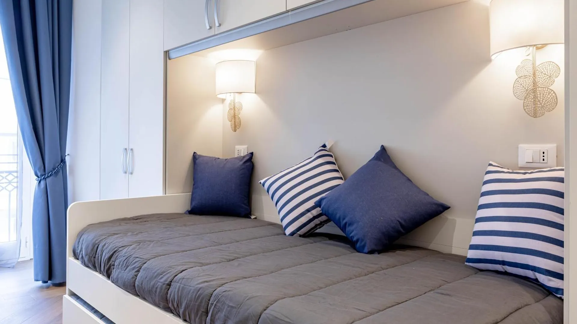 H11 Lumiere D'Or Centro Apartment Sanremo 0*,
